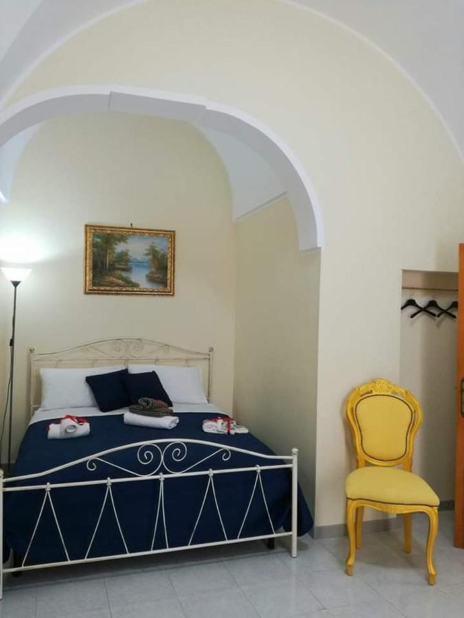 L 'Alcova Holidays Home Centro Storico Ceglie Messapica Εξωτερικό φωτογραφία
