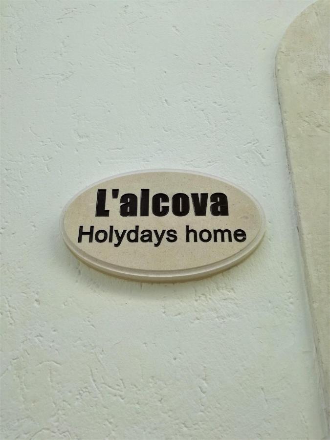 L 'Alcova Holidays Home Centro Storico Ceglie Messapica Εξωτερικό φωτογραφία