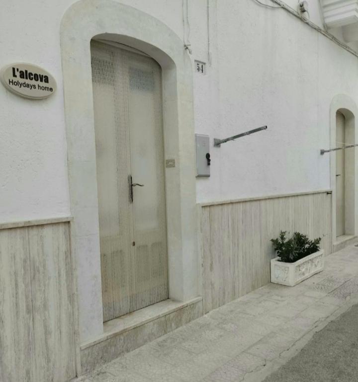 L 'Alcova Holidays Home Centro Storico Ceglie Messapica Εξωτερικό φωτογραφία